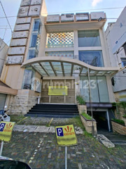 FOR RENT: 3-Storey Commercial Building + Basement in Prime Location, Suitable for Bank, Office, or Clinic, Caturtunggal, Depok, Sleman
