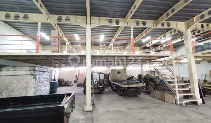 Dijual Gudang dan Kantor Pusat Kota Dekat Tol Pasirkoja Bandung