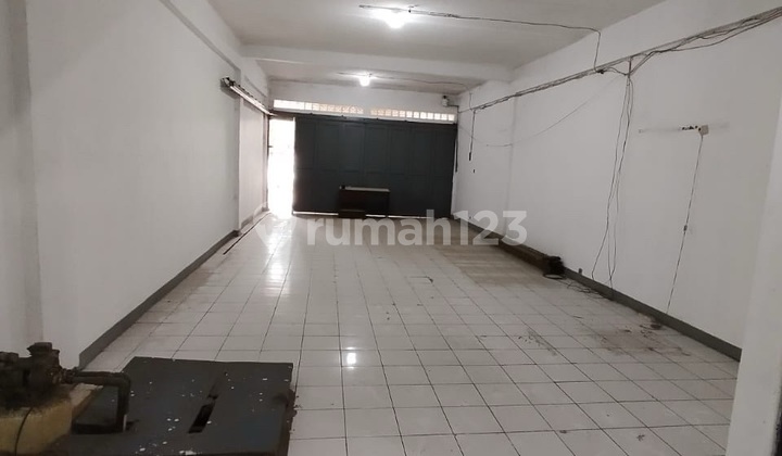 Ruko 3 Lantai Pasirkoja