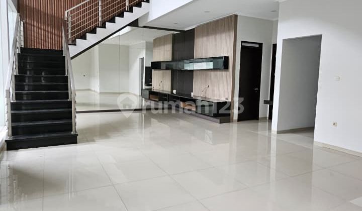 For Sale House Bt Nunggal, Good, Full Renovation, Minimalist 1