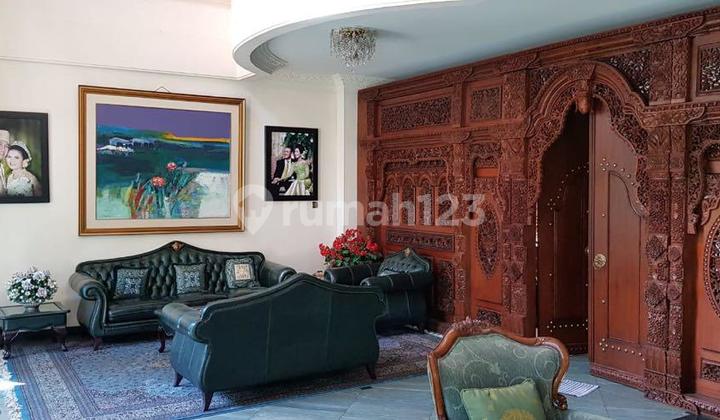 Dijual Rumah Daerah Pusat Kota Sukajadi 3 Lantai Mewah 2