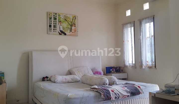 For Sale / For Rent Main Road House in Pasadena Complex Caringin 2