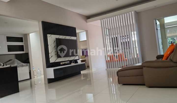 Luxury House for Sale in Muara Area 2