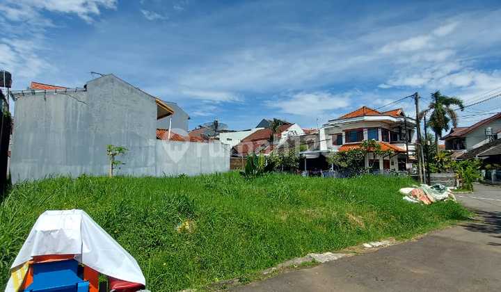 Kavling Hook Strategis