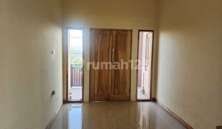 Rumah 2Lantai Mainroad Cililin Cocok untuk Hunian dan Tmp Usaha 1