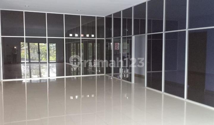 For Quick Sale Warehouse in Cipeuyeum