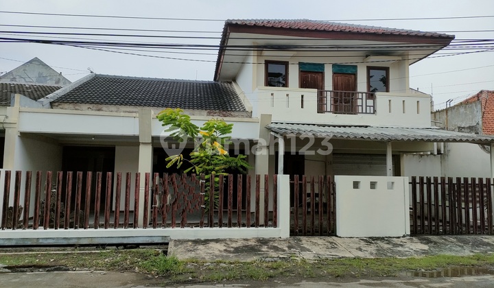 Selangkah ke Raya Jemursari Rumah Lebar 12 Siap Huni