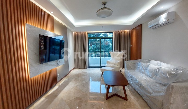 Fully Furnished Apartemen Mewah Lokasi Graha Famili Surabaya