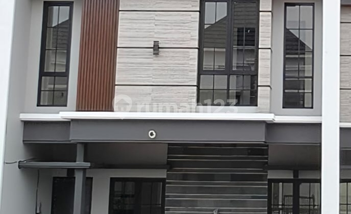 Lokasi Premium Rumah Baru Gress Lebar 7 Terletak di Araya 2 Surabaya