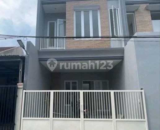 Berlokasi di Pondok Tjandra Sidoarjo Rumah New Minimalis Siap Huni 1