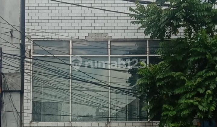 Central Surabaya City Location, Ready-to-Occupy Shophouse, Zero Main Road 2