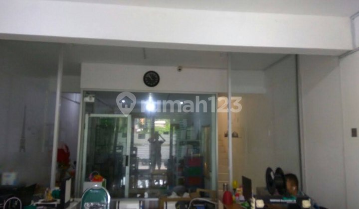 Shop House Location Ngagel, Central City Surabaya, Ready to Occupy 2