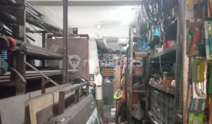 Ruko Jurnatan Lingkungan Bisnis Dekat Pasar Johar 2