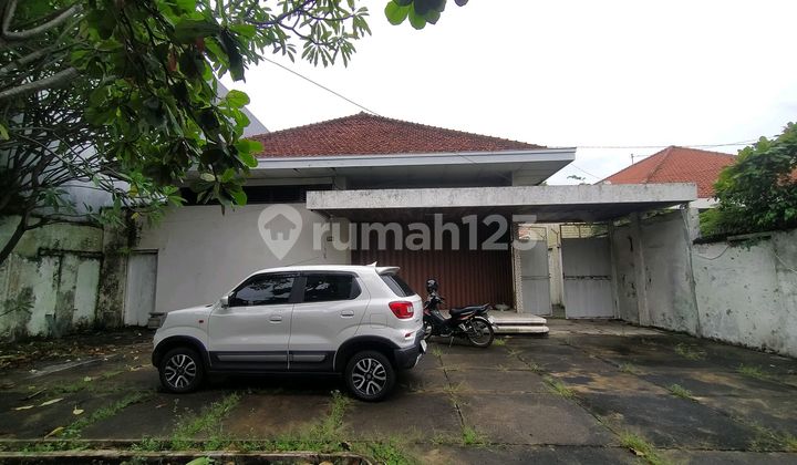 Rumah Lama dengan Kondisi Rumah Kokoh di Dr Cipto 1