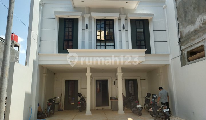 Just Arrived: Boarding House with Management Bonus in Tembalang, Semarang 1