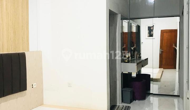 Rumah Pasadena Bebas Banjir dan di Jalan Utama 2