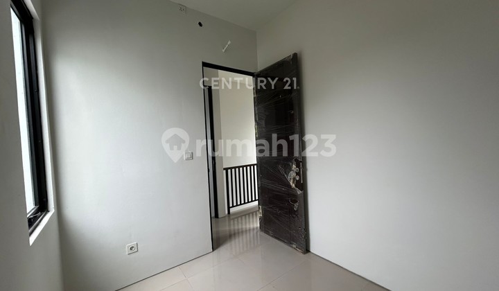 Dijual Rumah Brand New Citra Garden Puri Cluster Denza Semanan