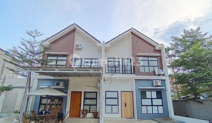 2 Lantai Modern Lokasi Strategis 2 Lantai Modern Lokasi Strategis