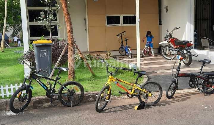 For Sale Quickly Flood-Free House Close to Toll Road For Sale Quickly Flood-Free House Close to Toll Road