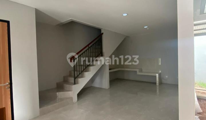 Rumah Siap Huni. Dekat Tempat Ibadah dan Mall 2