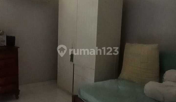 Rumah Bangunan Tua Terawat di Perum. Elit Duren Sawit. Jakarta 2