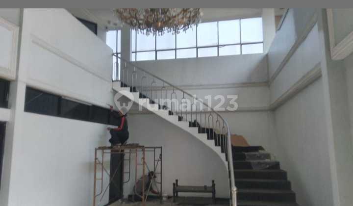 For Rent Nice 3-Storey Building for Office in Narogong, Bekasi