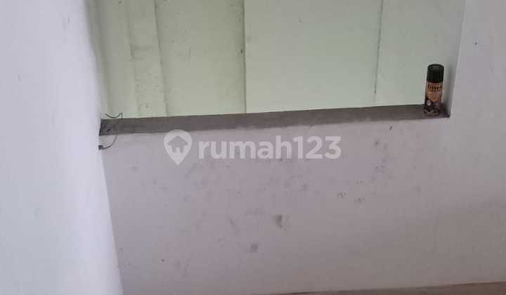 For Rent / For Sale 3.5 Floors Shop House in Kayuringin Bekasi 2