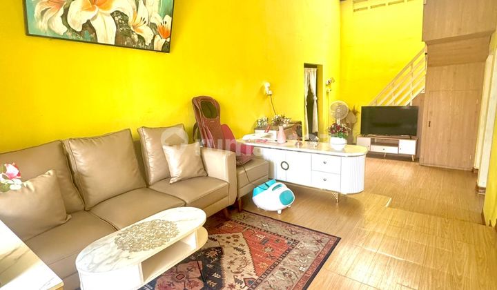 Dijual Rumah Cantik di Duta Bumi Bekasi 2