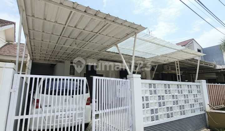 For Sale Ready-to-Live House in a Cluster at Harapan Indah Bekasi 2