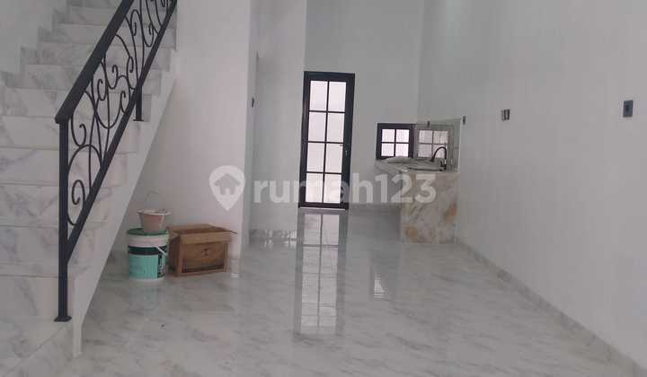 Dijual Rumah Mewah Siap Huni di Harapan Indah Bekasi 2