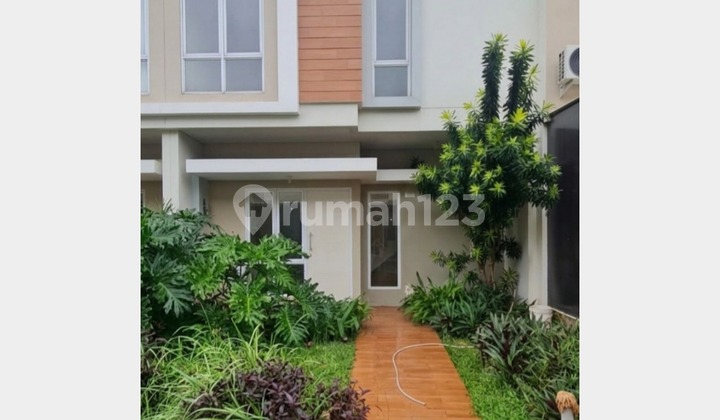 Rumah Murah 2 Lantai Full Fasilitas Bebas Banjir