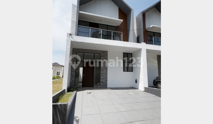 Rumah 2 Lantai Tanpa Bi Chaking Murah Bebas Banjir