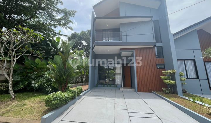 For Sale 2-Story House Flood-Free Complete Facilities