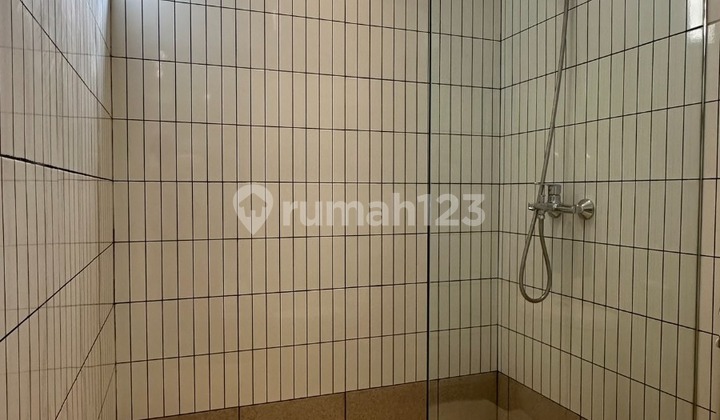 Rumah 2 Lantai di Tangsel Murah Bebas Banjir 2