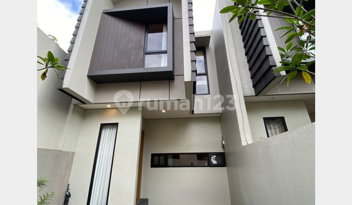 Rumah 2 Lantai Termurah di Tangsel Bebas Banjir Full Fasilitas Rumah 2 Lantai Termurah di Tangsel Bebas Banjir Full Fasilitas