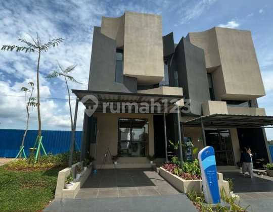 Rumah 2 Lantai Murah Bebas Banjir Full Fasilitas Rumah 2 Lantai Murah Bebas Banjir Full Fasilitas