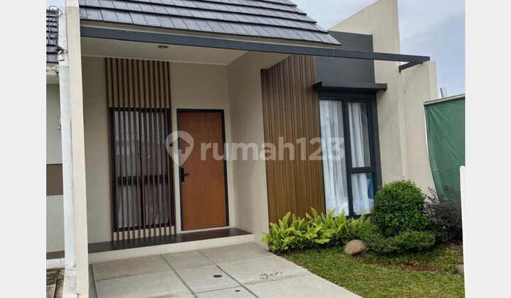 Rumah di Jual, Lokasi Strategis Aman dan Nyaman Rumah di Jual, Lokasi Strategis Aman dan Nyaman