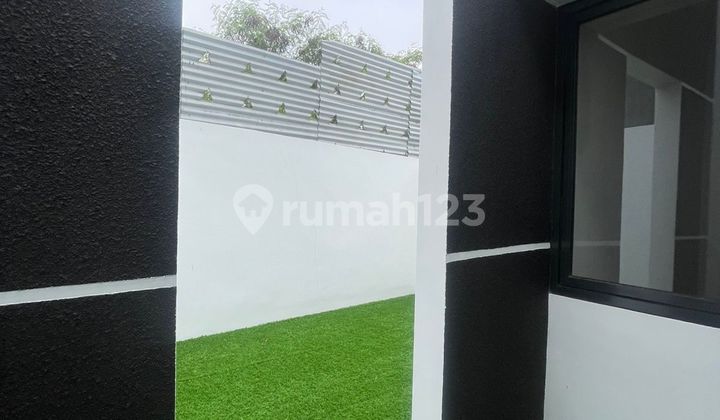 Rumah Siap Huni 2 Lantai Harga Paling Murah