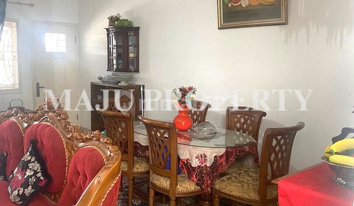 Rumah Bagus 2 Lantai di Raffles Hills, Turun Harga! 2