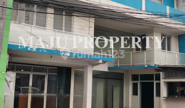 Ruko, 3 Lantai, Lokasi Strategis, di Jl. Raya Karanggan