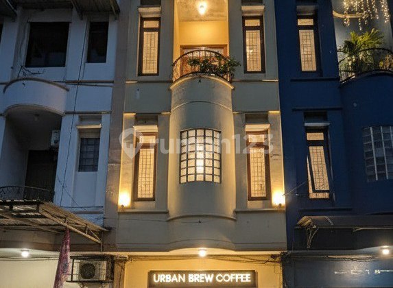 Ruko 3 Lantai Nol Jalan S Parman Blimbing Malang