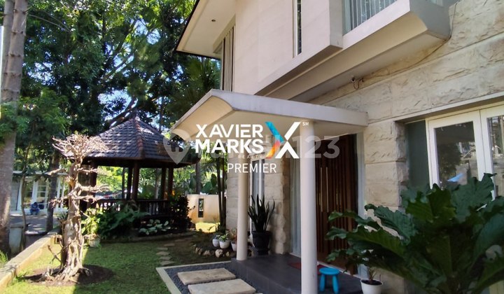 Large 3-Story House with Rooftop Area, Riverside Malang 2