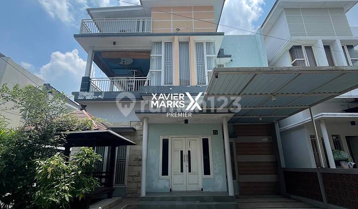 Rumah Hook Fully Furnished Selangkah Dari Raya Suhat