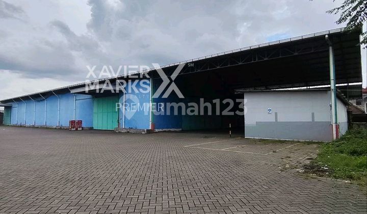 Warehouse 2,200M² Container Access Single Floor Near Gadang