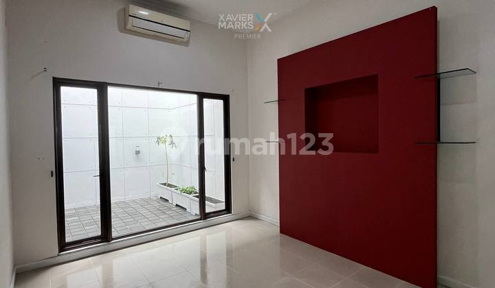 Rumah Modern Minimalis Full Furnished di Araya Golf Malang 2