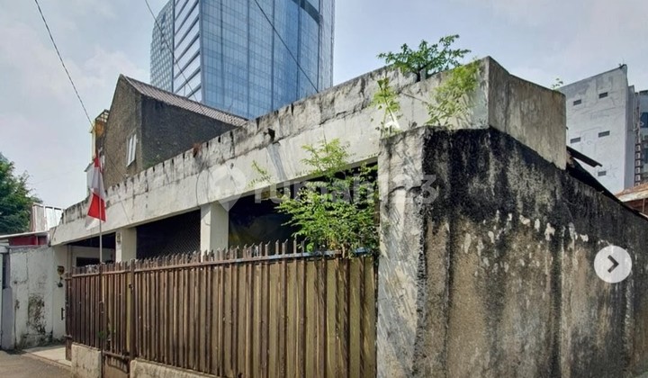 Rumah Hook 260M2 Kuningan Jakarta Selatan Lokasi Strategis