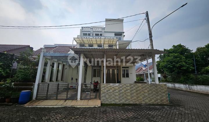Rumah Bagus 3 Lantai Lelang di Komp. Puri Pakujaya Serpong Utara Bebas Banjir