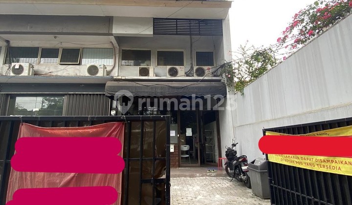 Ruko Bagus 3,5 Lantai Lokasi Strategis di Gandaria, Jakarta Selatan