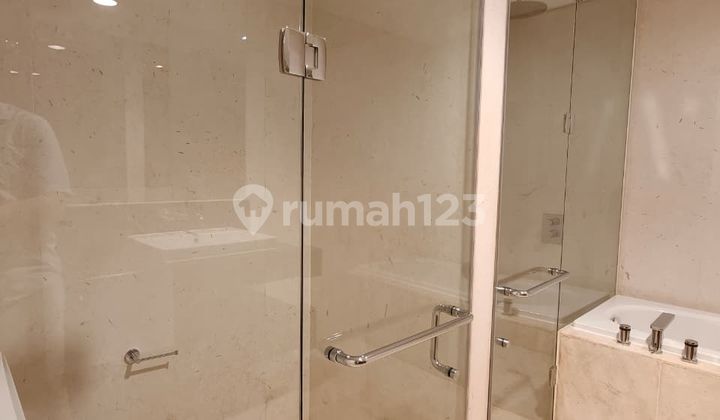 Verde One East Tower Apartment 3 BR Fully Furnished Strategic Location in Kuningan, South Jakarta 2