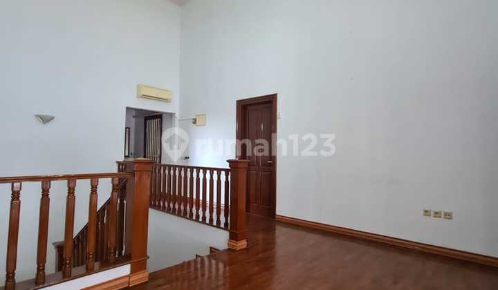 Luxury 2-Story Rental House Ready to Live In with Swimming Pool in Cilandak, South Jakarta 2